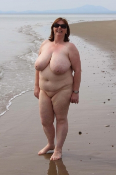 Horny bbw at the seaside