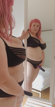 pink hair fat wife